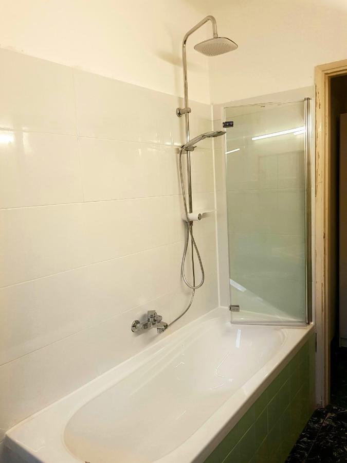 Studio Luna Apartments Milan Exterior photo